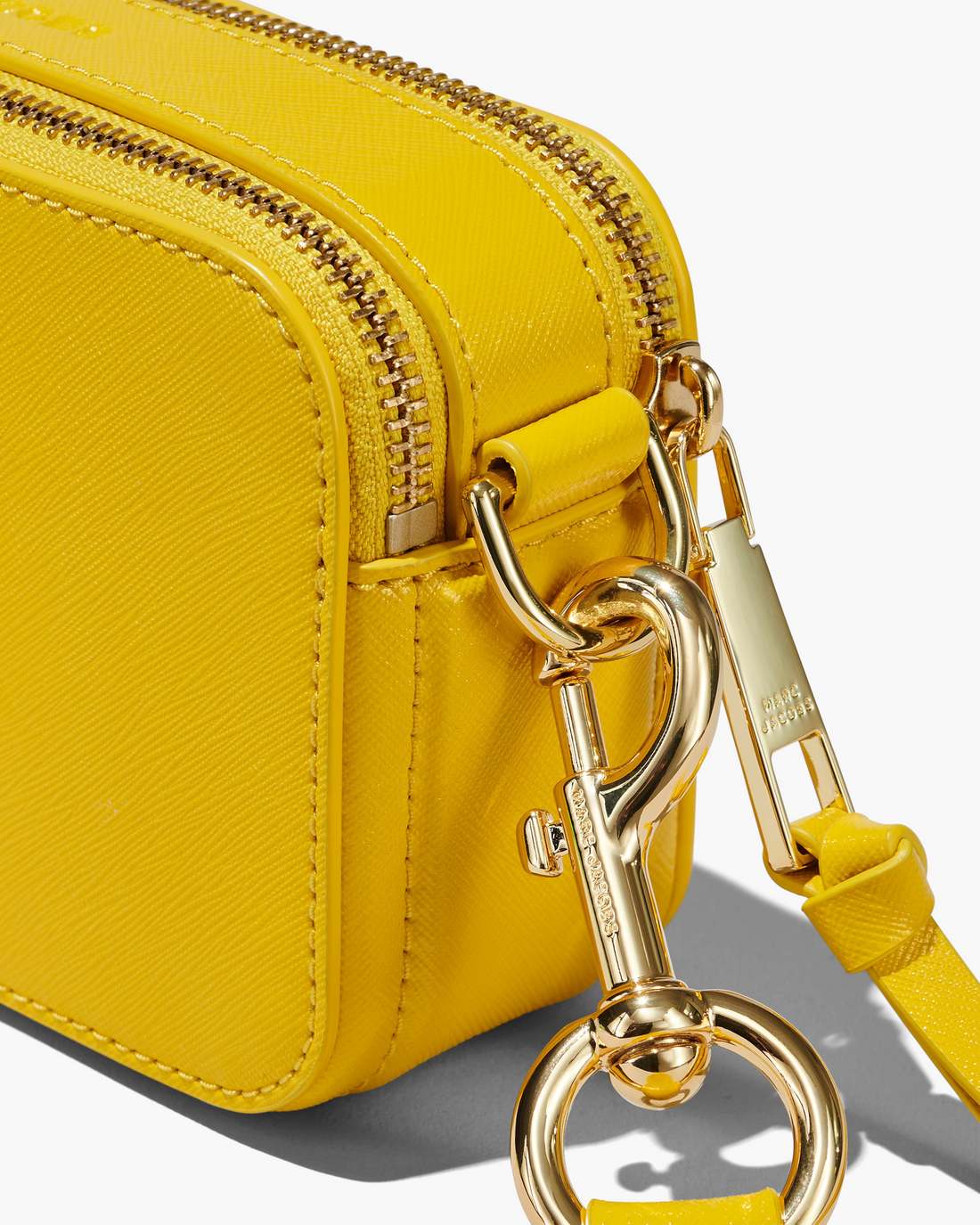 Marc Jacobs Customer Favorite - The Utility Snapshot Sun