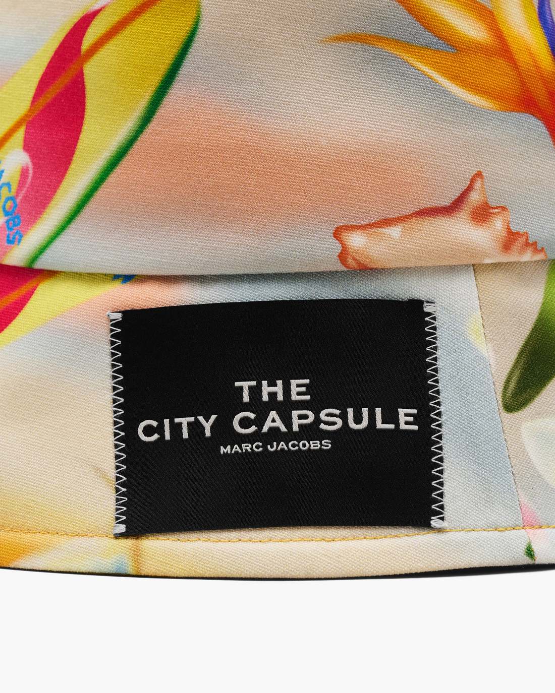 Marc Jacobs Exclusive - The City Bucket Hat Hawaii Hawaii