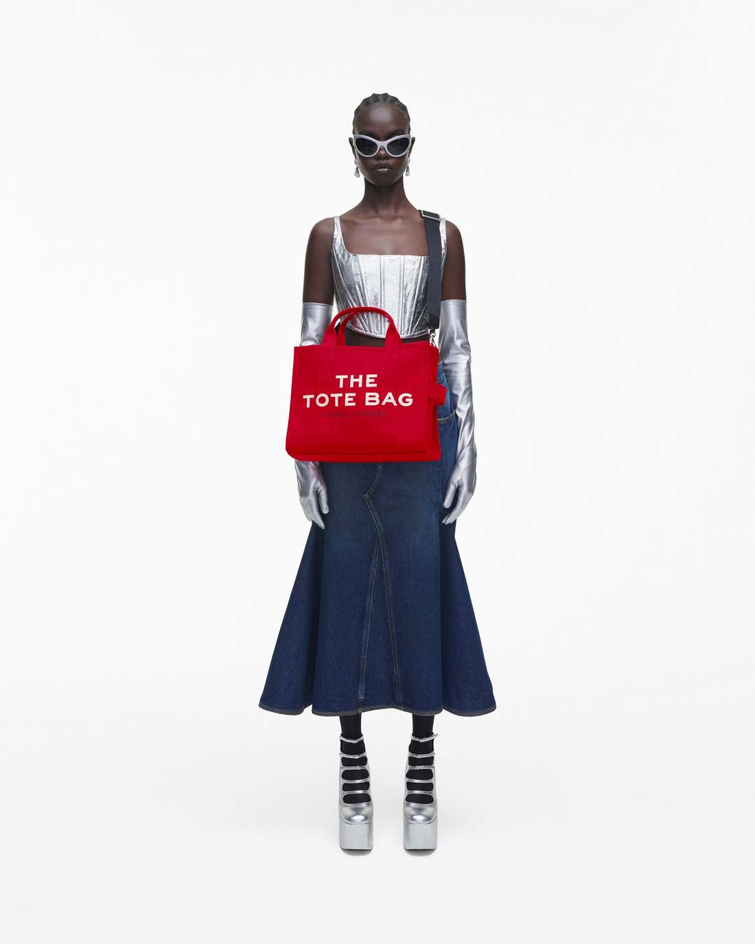 Marc Jacobs Recommended - The Canvas Medium Tote Bag True Red