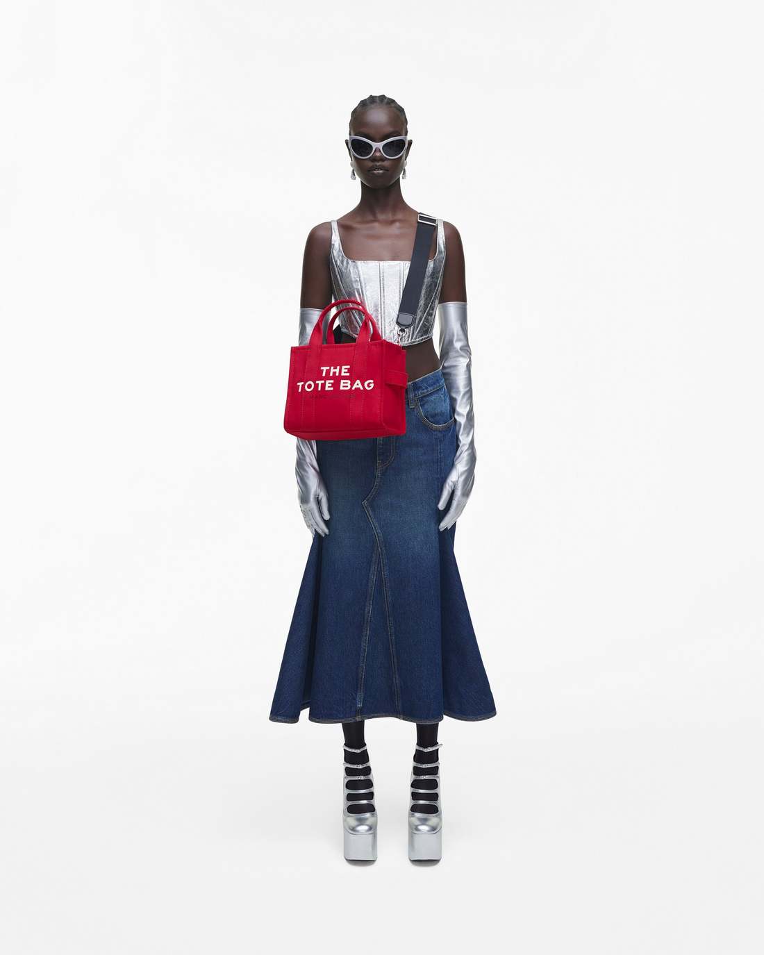 Marc Jacobs Customer Favorite - The Canvas Small Tote Bag True Red