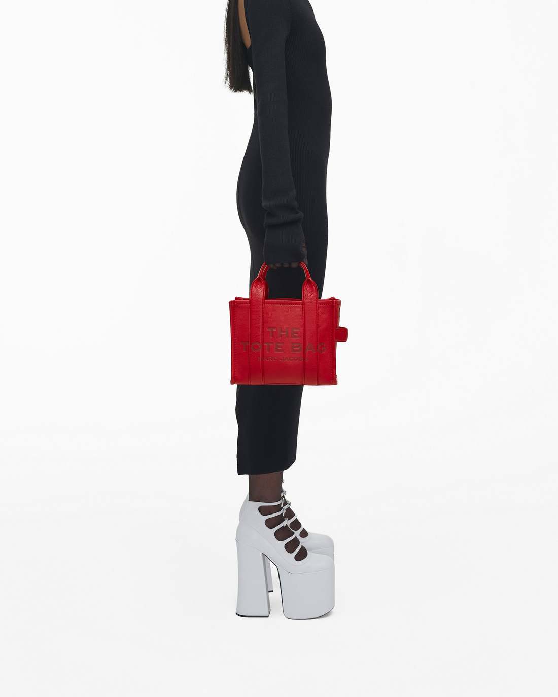 Marc Jacobs Everyday - The Leather Small Tote Bag True Red