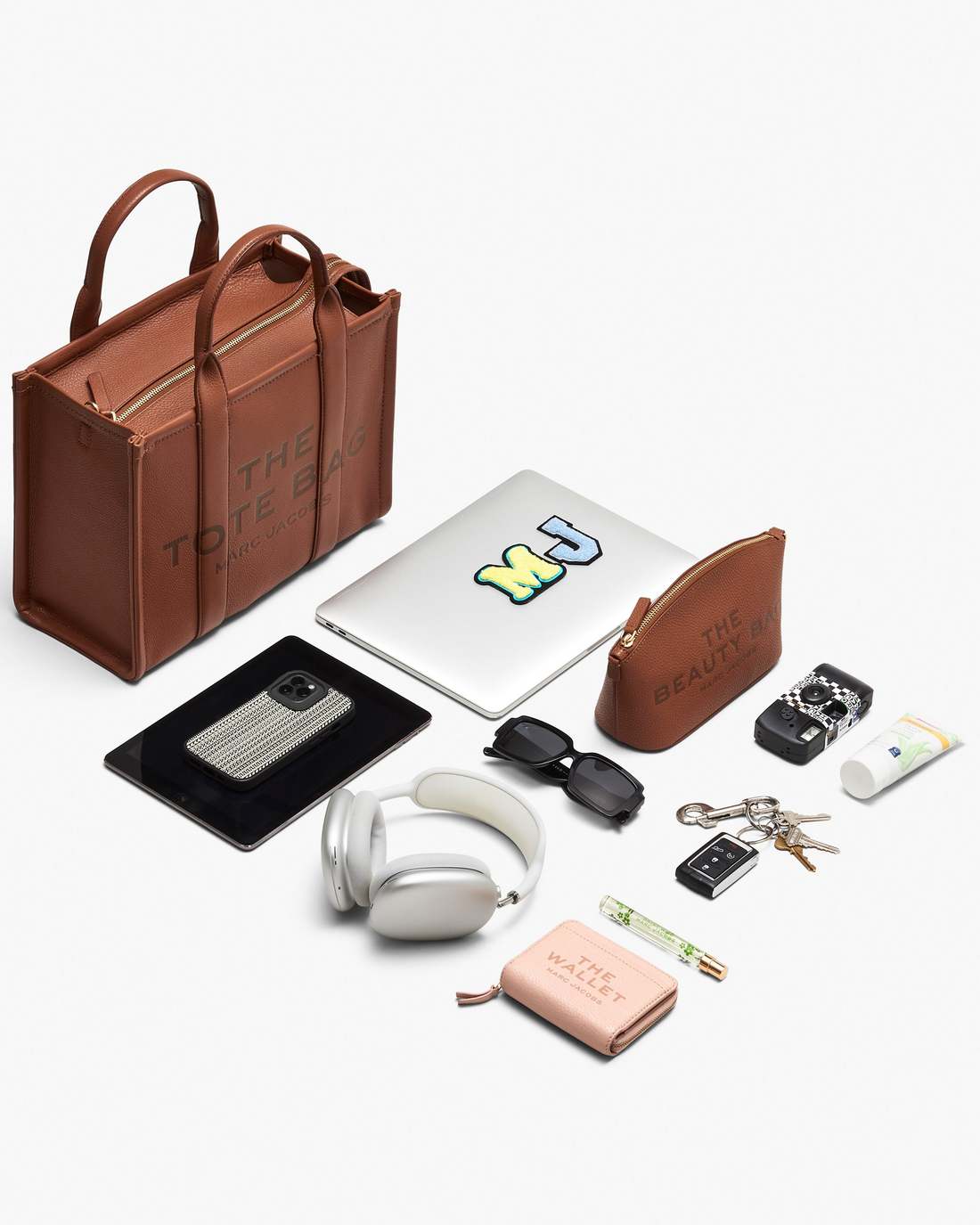 Marc Jacobs Trusted - The Trompe L'Oeil Charm Canvas Medium Tote Bag Camel Multi