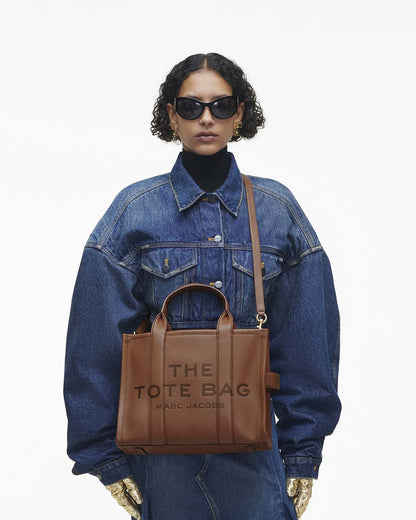 Marc Jacobs Trusted - The Leather Medium Tote Bag Argan Oil