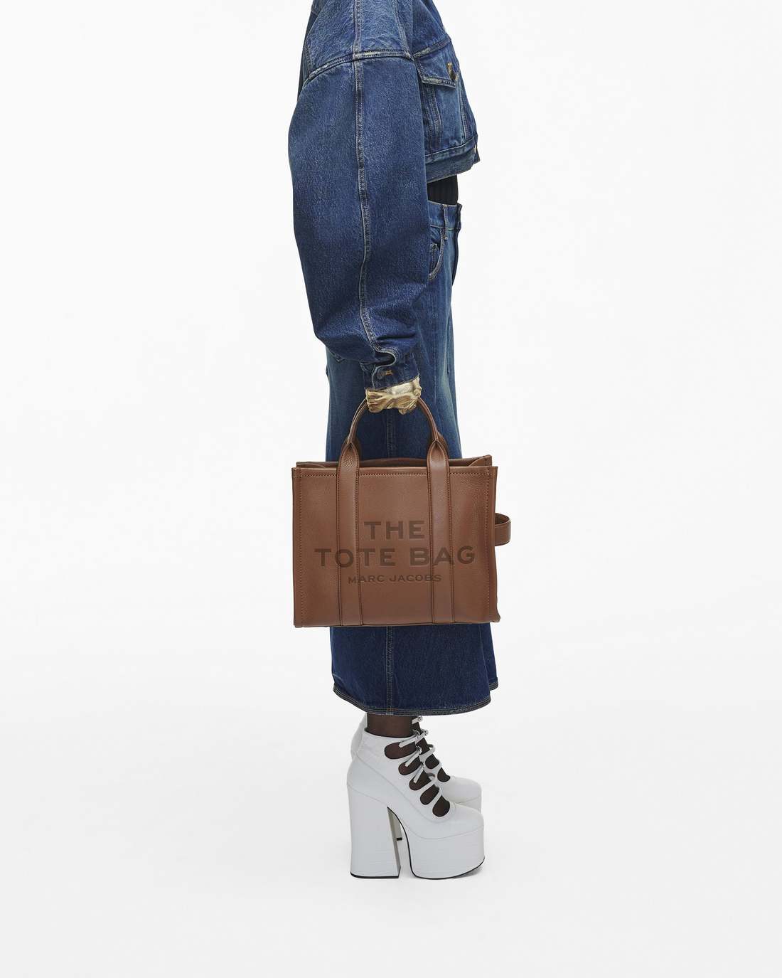 Marc Jacobs Trusted - The Leather Medium Tote Bag Argan Oil