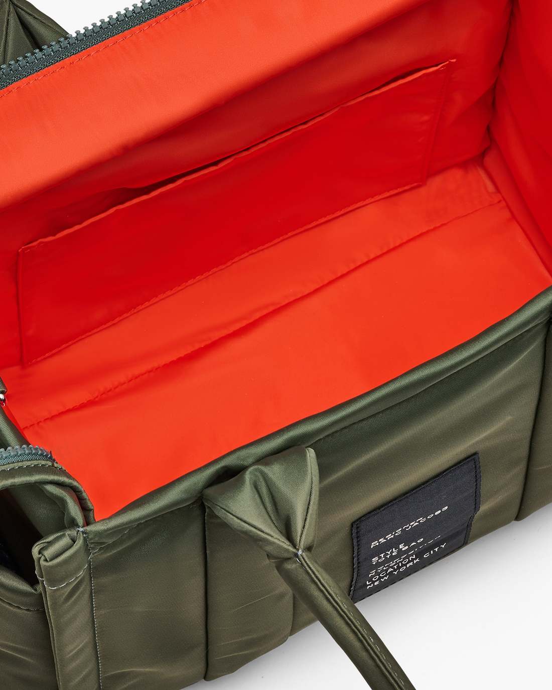 Marc Jacobs Value - The Puffy Nylon Medium Tote Bag Army Green