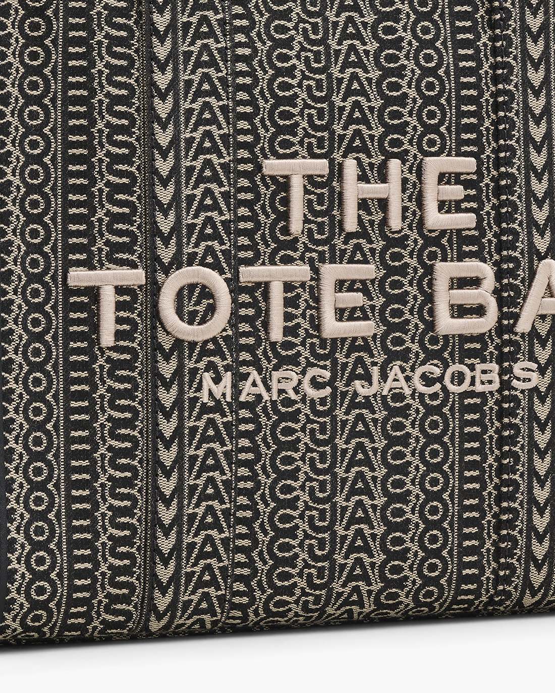 Marc Jacobs Trusted - The Monogram Jacquard Medium Tote Bag Beige Multi