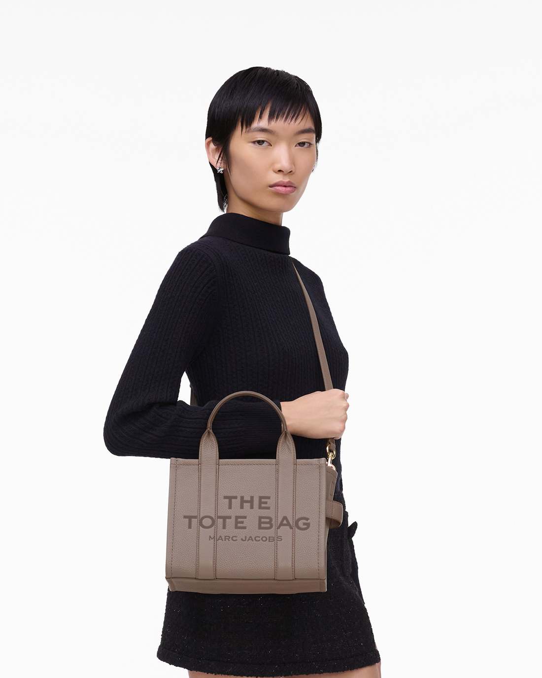Marc Jacobs Exclusive - The Leather Small Tote Bag Cement