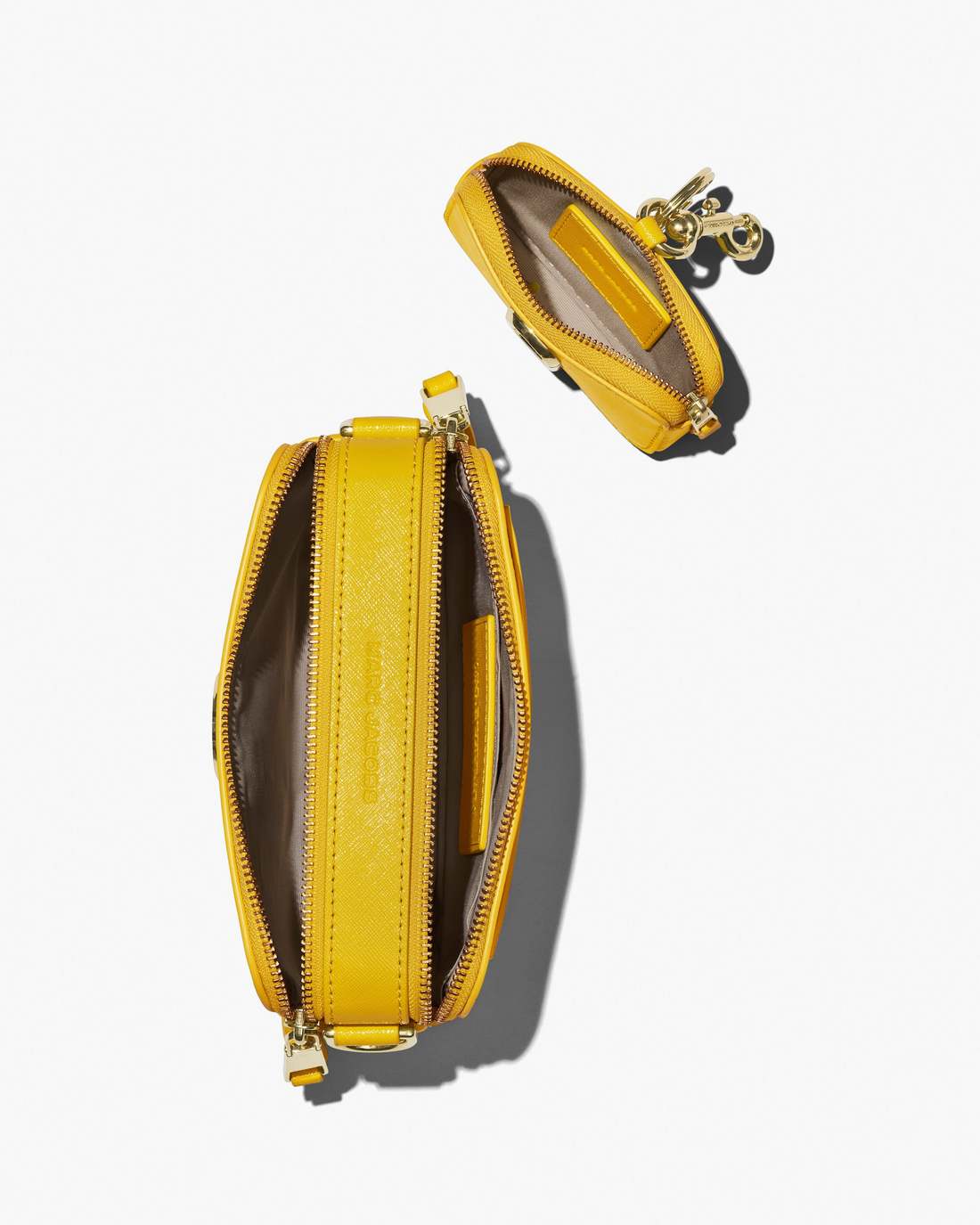 Marc Jacobs Customer Favorite - The Utility Snapshot Sun
