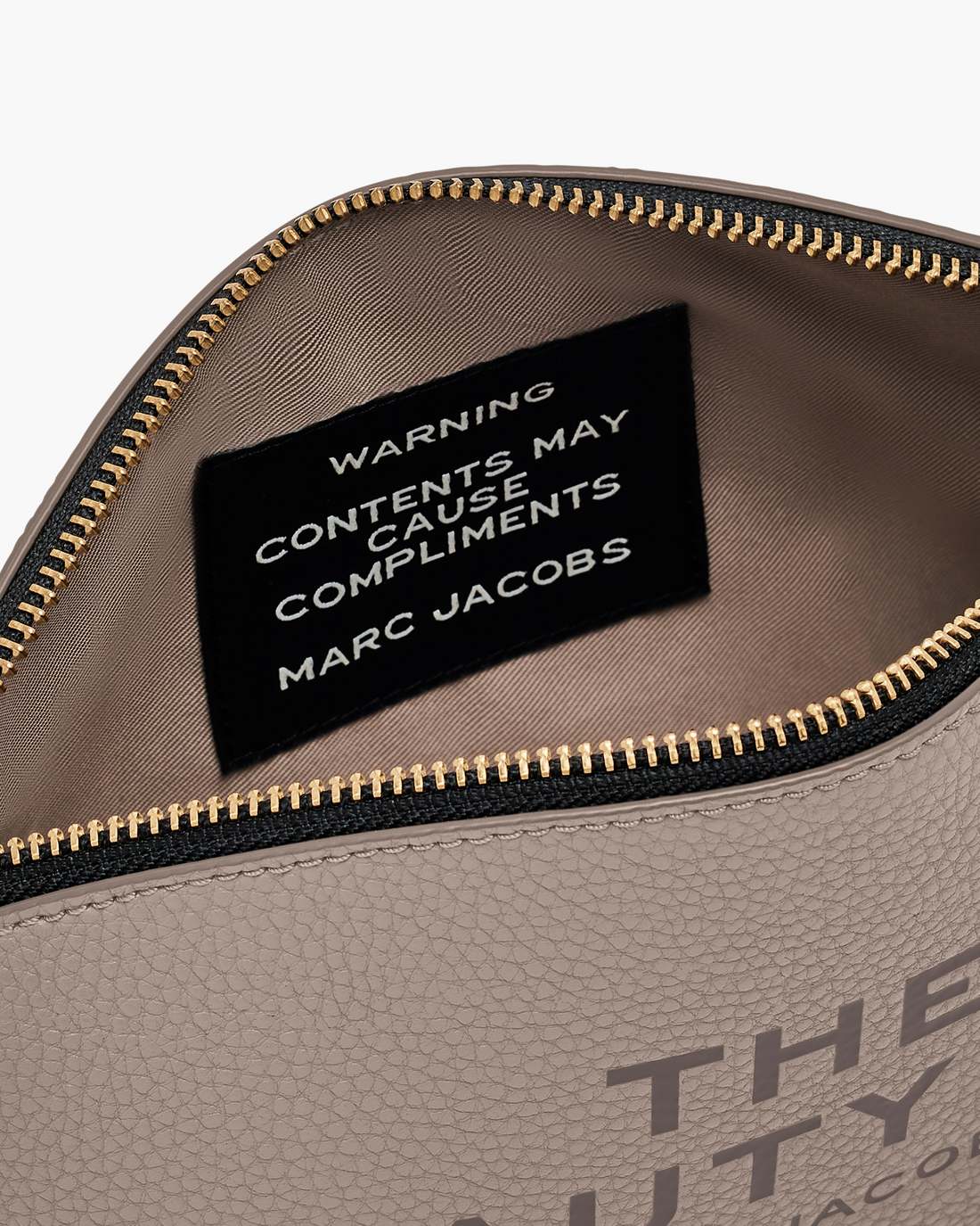 Marc Jacobs Customer Favorite - The Beauty Bag Cement