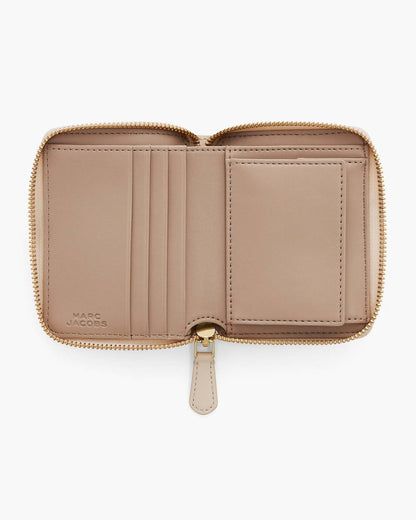 Marc Jacobs Smart Buy - The Everyday Slim Compact Wallet Cloud White