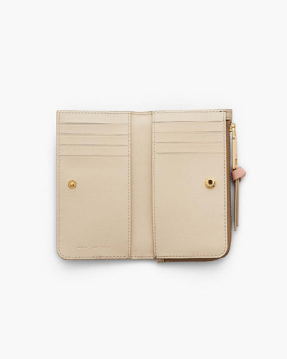 Marc Jacobs Trending - The Utility Snapshot Slim Wallet Khaki Multi
