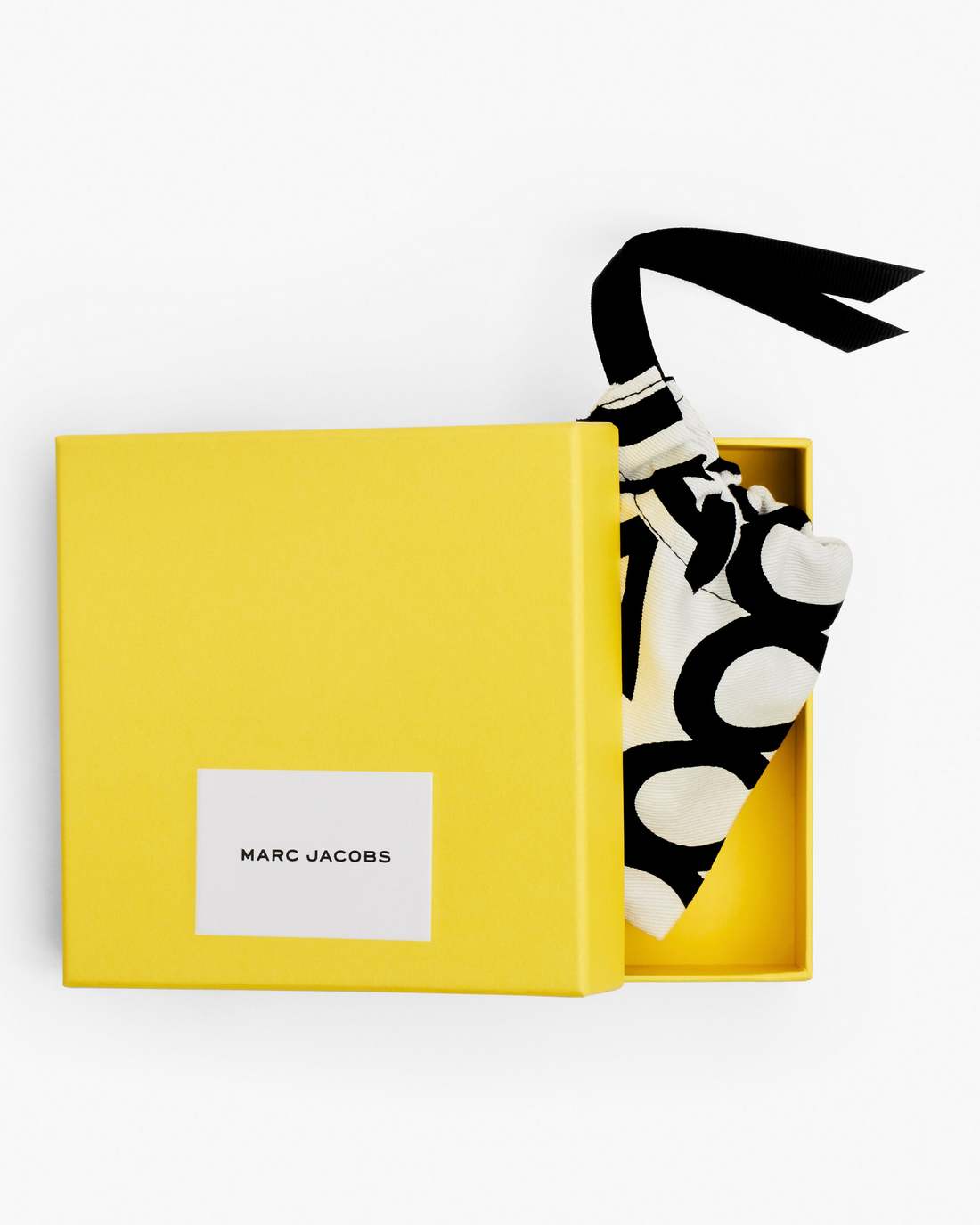Marc Jacobs Everyday - The Daisy Stud Earrings
