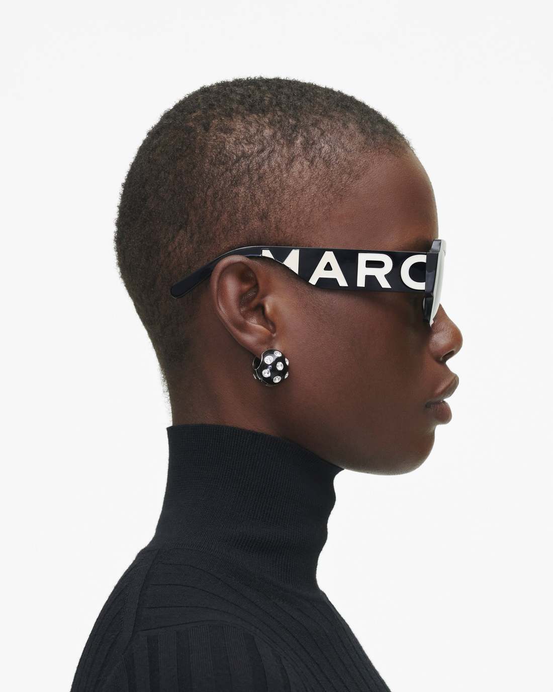 Marc Jacobs Deals - The Bold Logo Square Sunglasses Black/White