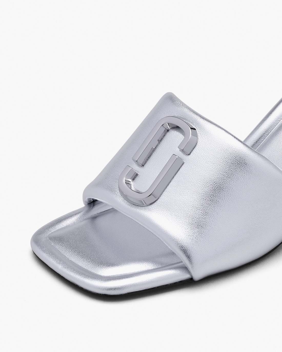 Marc Jacobs Trusted - The Metallic J Marc Heeled Sandal Silver